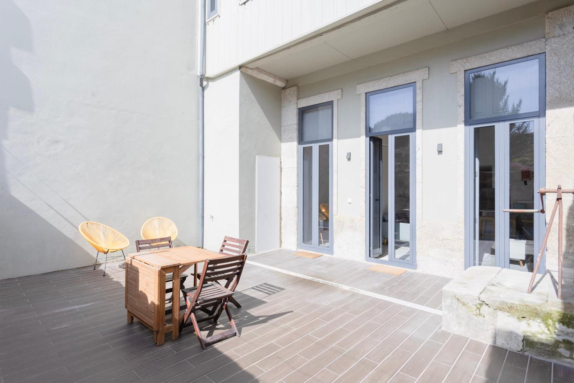 Liiiving In Porto - Terrace & Sunny Apartment Exterior foto